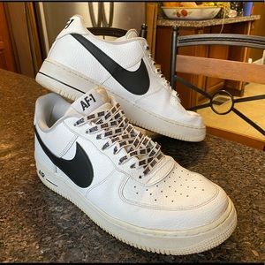 Nike Air Force 1